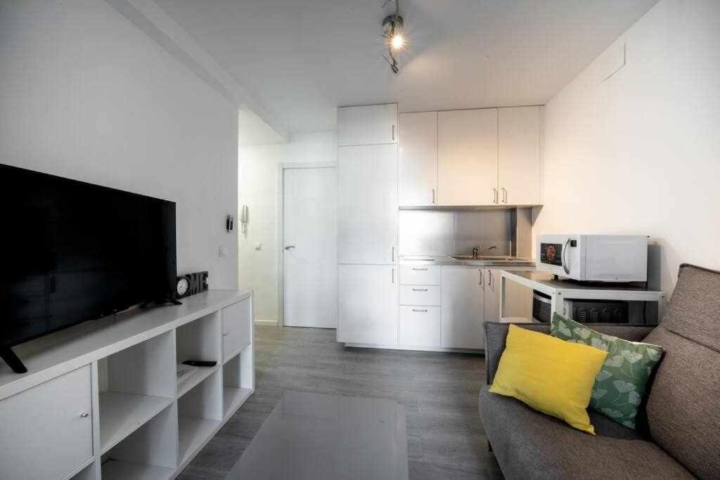1 Room Atico Pedregalejo Малага Екстер'єр фото
