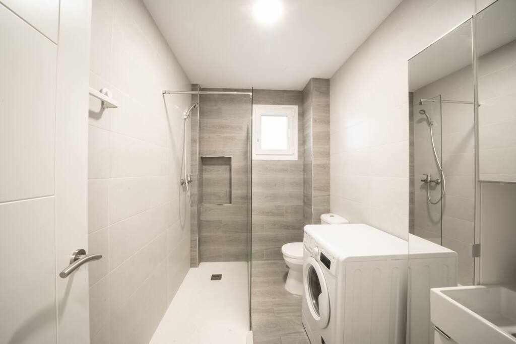 1 Room Atico Pedregalejo Малага Екстер'єр фото